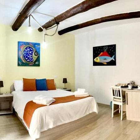 'A Room De' Scugnizzi Νάπολη Εξωτερικό φωτογραφία