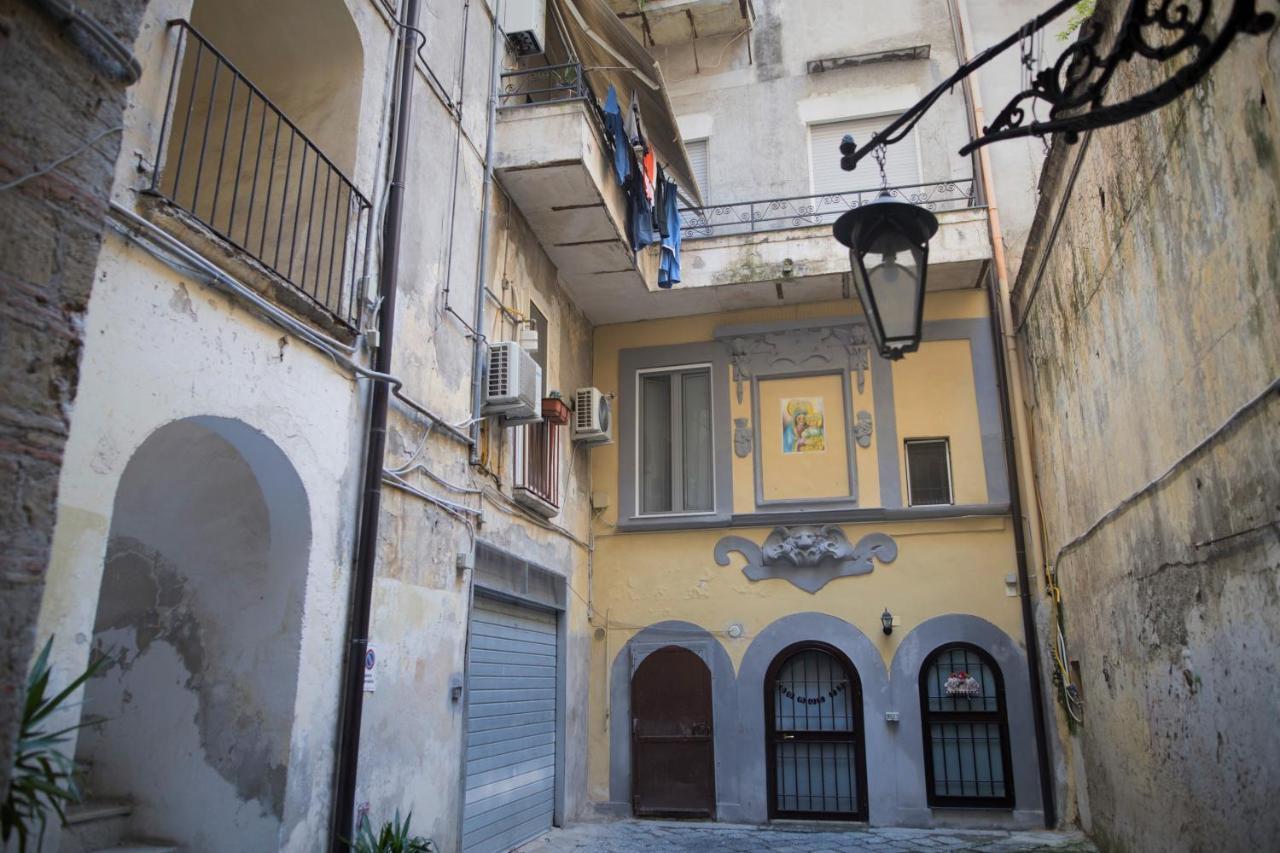 'A Room De' Scugnizzi Νάπολη Εξωτερικό φωτογραφία