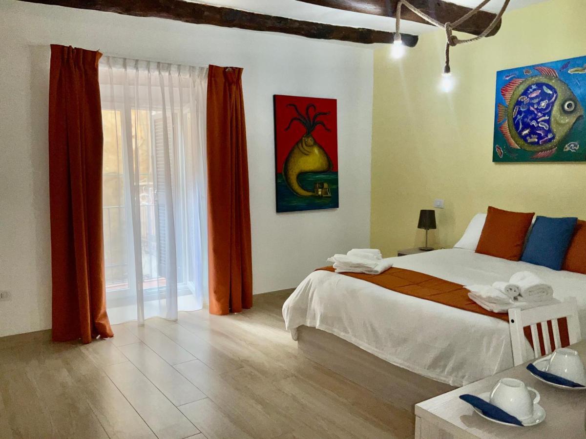 'A Room De' Scugnizzi Νάπολη Εξωτερικό φωτογραφία