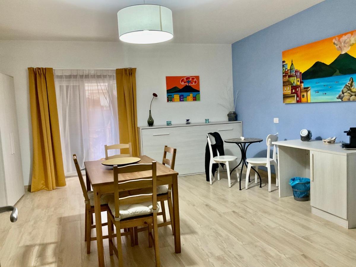 'A Room De' Scugnizzi Νάπολη Εξωτερικό φωτογραφία