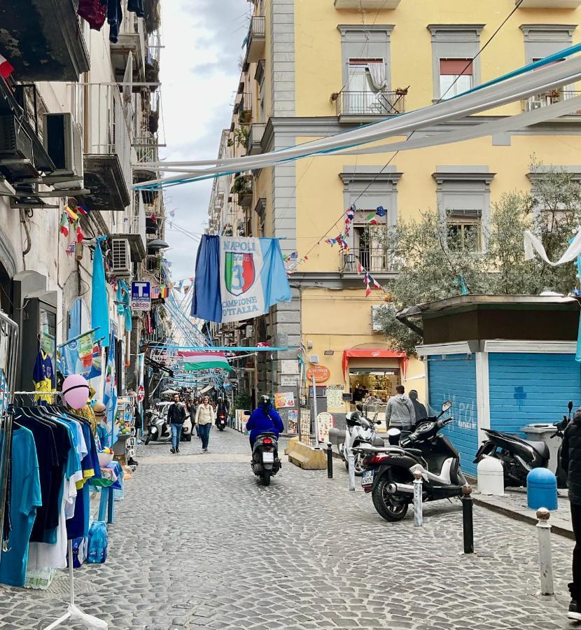 'A Room De' Scugnizzi Νάπολη Εξωτερικό φωτογραφία
