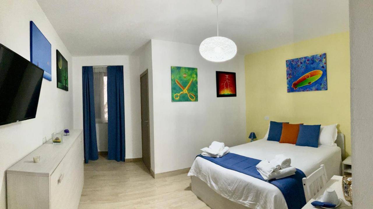 'A Room De' Scugnizzi Νάπολη Εξωτερικό φωτογραφία