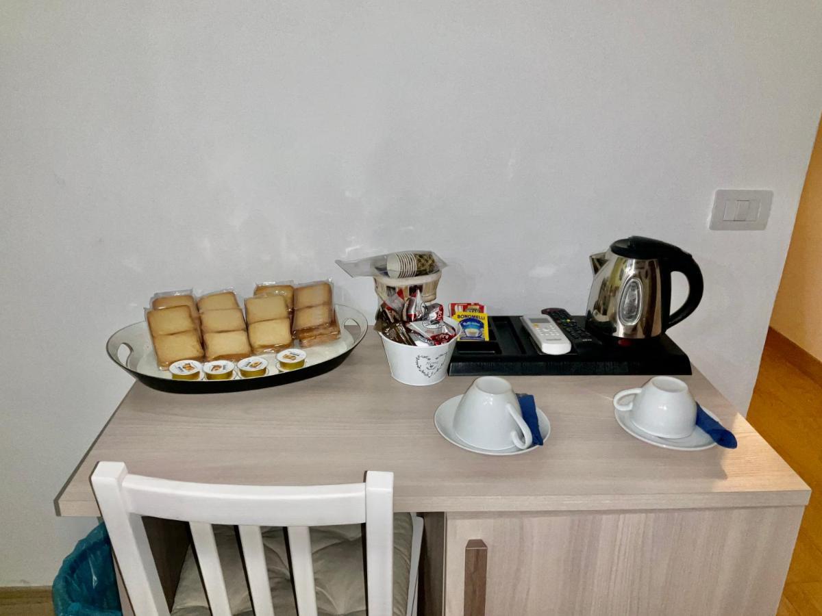 'A Room De' Scugnizzi Νάπολη Εξωτερικό φωτογραφία