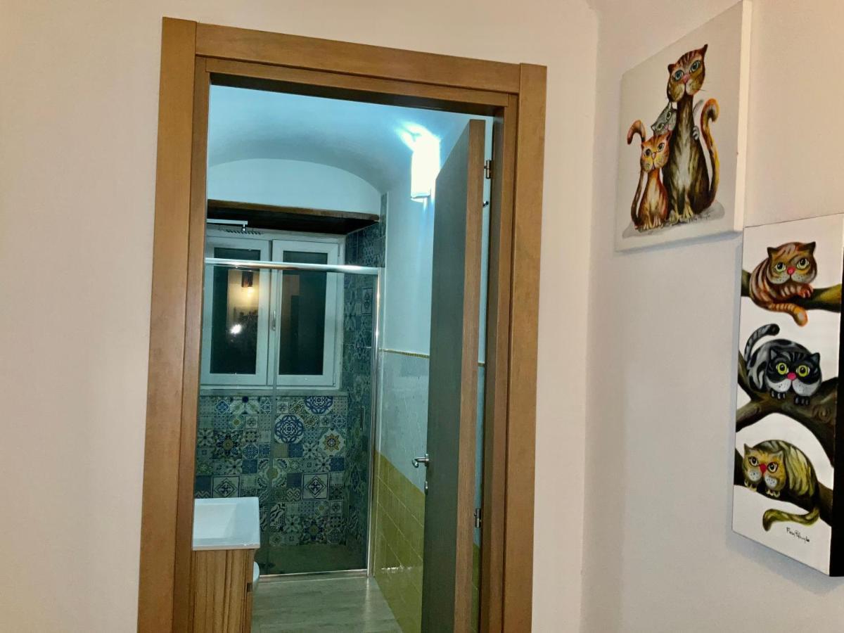 'A Room De' Scugnizzi Νάπολη Εξωτερικό φωτογραφία